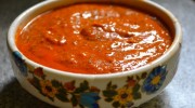 Scharfe Paprika-Tomaten sauce (Salsa Romesco)
